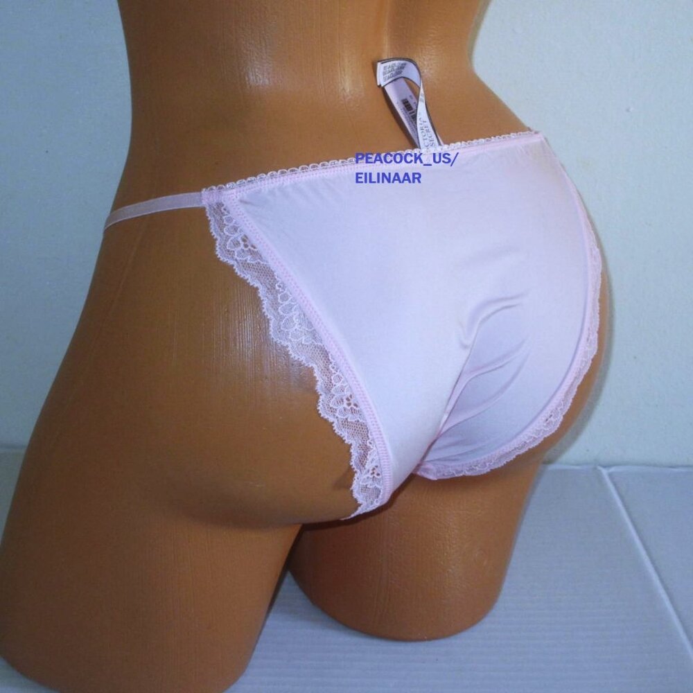Victoria Secret Dream Angels String Bikini Panty M   Smooth Silky lace trim